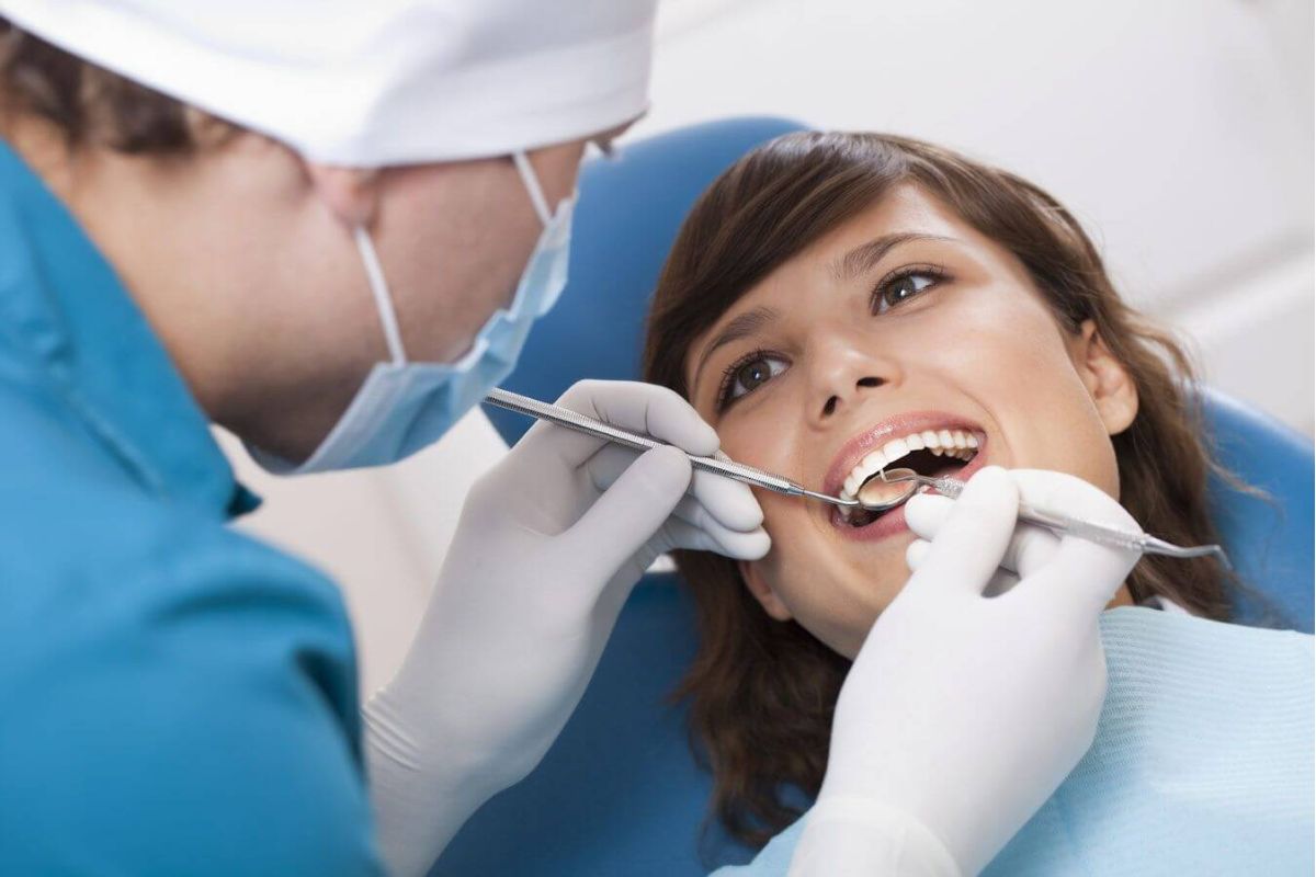 dentist in Anna preparing dental veneers