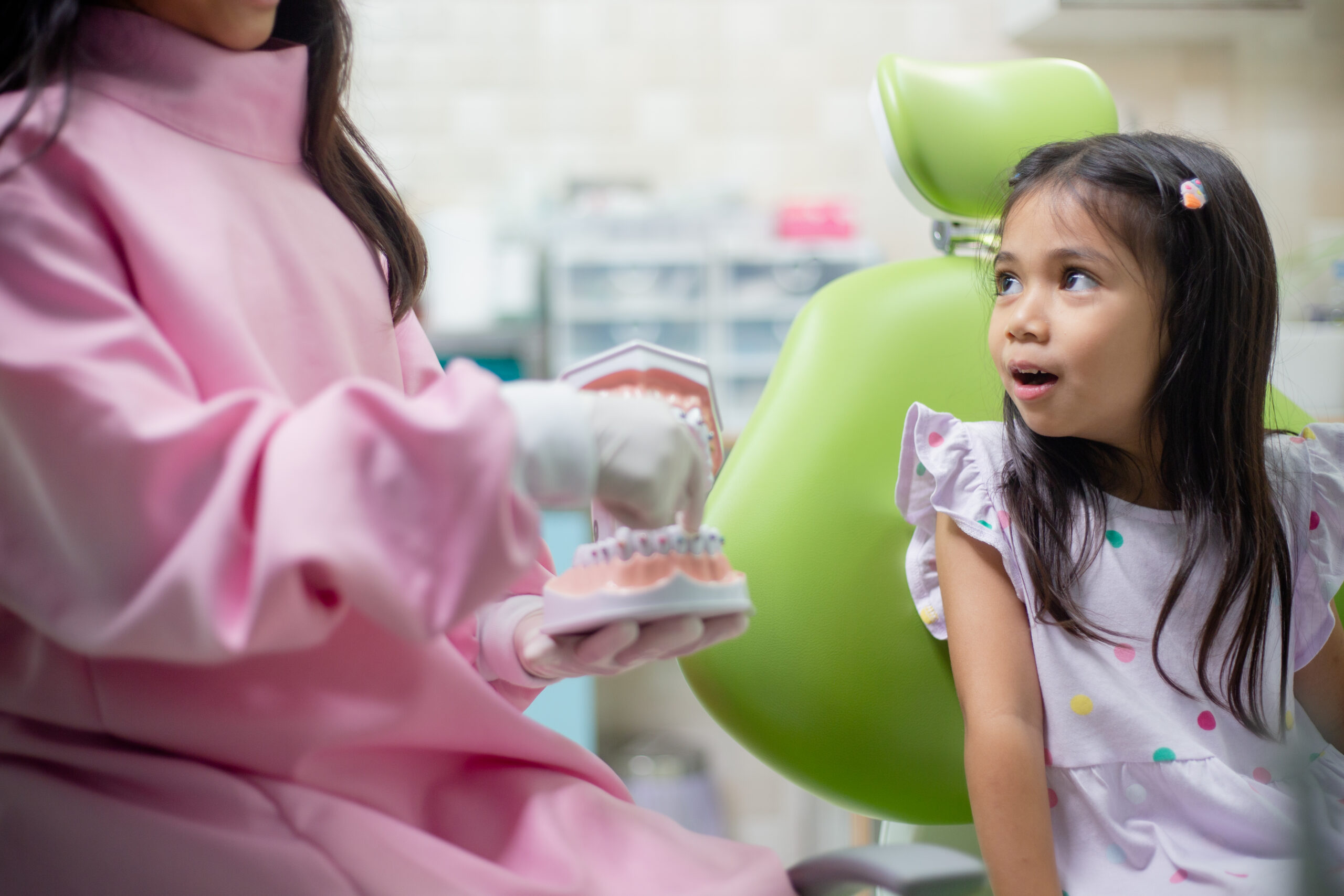 Reasons Why You Should Take Your Child to the Dentist Early